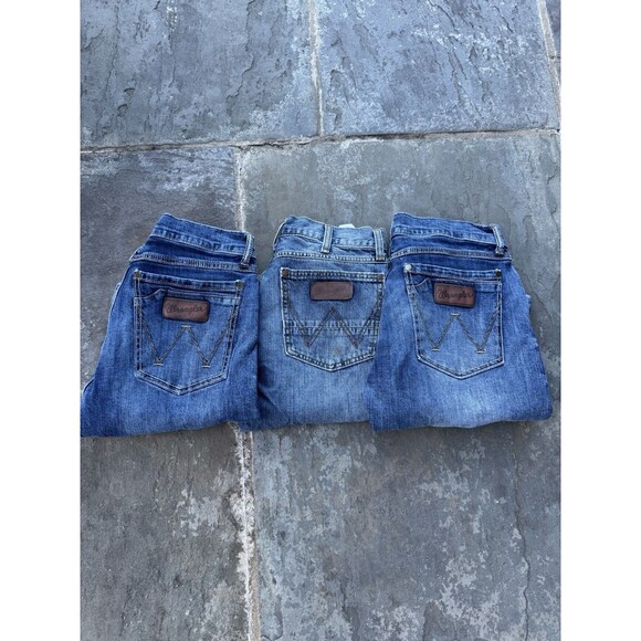 Lot Of 3 Wrangler Retro Slim Medium Wash 30 X 32 Men’s Denim Western Cowboy - Picture 3 of 16